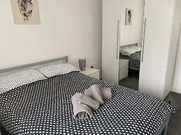 Cosy Dog Friendly Cottage, Sleeps 4, Bridlington