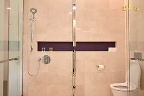 Tropicana The Residence KLCC Golden Crown