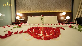 Tropicana The Residence KLCC Golden Crown