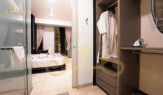 Tropicana The Residence KLCC Golden Crown