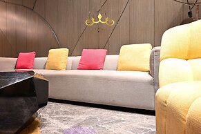 Tropicana The Residence KLCC Golden Crown