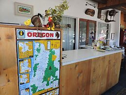 The Ranch Motel by  OYO Oakland I-5