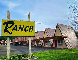 The Ranch Motel by  OYO Oakland I-5