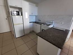 Paradise Towers Surfers Paradise