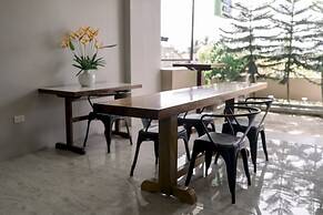 Madonna Hometel and Suites New Pandan