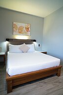 Madonna Hometel and Suites New Pandan