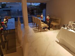 Urbani Smart Residence