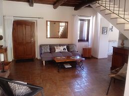 Stunning 1-bed House in Castel Cellesi, Italy