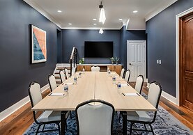 Hyatt Place Newark - Main Street