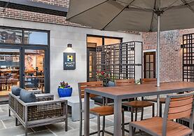 Hyatt Place Newark - Main Street