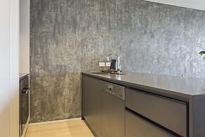 Laid back living with city views