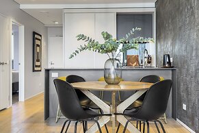 Laid back living with city views