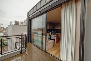 City Center Premium Apartment by Vacationy