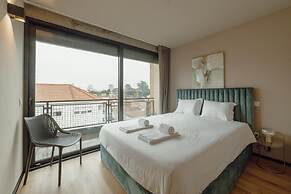 City Center Premium Apartment by Vacationy