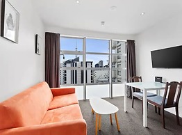 Central City 1Br Apartment