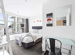 Central City 1Br Apartment