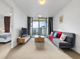 Wonderful Apartment In Quiet Cbd Neighbourhood!