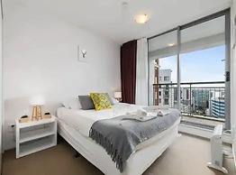 Wonderful Apartment In Quiet Cbd Neighbourhood!