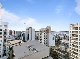 Wonderful Apartment In Quiet Cbd Neighbourhood!