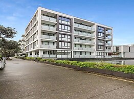 Lovely And Cozy Apartment - Parking, Pool And Gym!