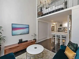 Stylish Loft Apartment In Cbd W/ King Bed!