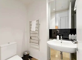 Gorgeous 2 Bedroom - Wynyard Quarter! Free Parking