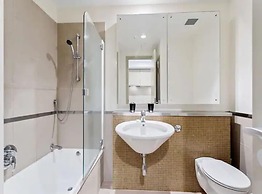 Beautiful Studio In The Viaduct With Free Carpark!