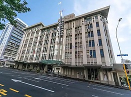 Spacious One Bedroom With Pool And Gym!