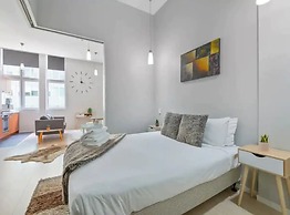 Lively And Stunning Auckland Central Apartment