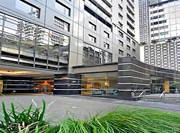 Cozy Room With King Bed In Cbd W/ Gym And Pool!