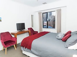 Cozy Room With King Bed In Cbd W/ Gym And Pool!