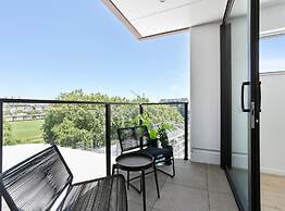 Stunning Modern Two Bedroom - Perfect Location!