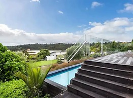 North Shore Mansion With 20M Pool