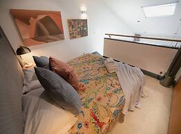 One-Bedroom In Loft Viaduct