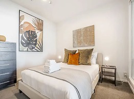 Spacious Character Apartment