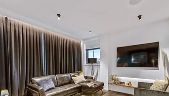 Awesome Apartment W/ Parking!