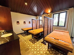 Ahoy Hoi An Boutique Resort & Spa