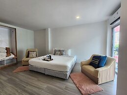 Patong Bay Inn