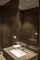 HOTEL THE ROYAL VISTA