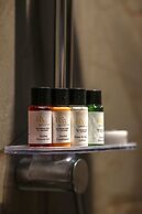 HOTEL THE ROYAL VISTA