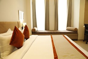 HOTEL THE ROYAL VISTA