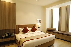 HOTEL THE ROYAL VISTA