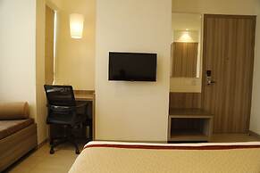 HOTEL THE ROYAL VISTA