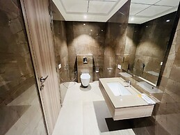 HOTEL THE ROYAL VISTA