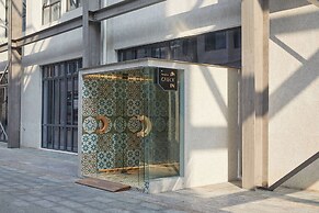 Timeless Boutique House