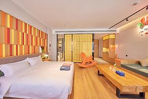 Timeless Boutique House