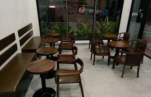 SS Hotel & Residence