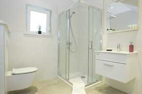 Tomana Apartment with Jacuzzi