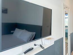 MARINA SEASIDE BOUTIQUE HOTEL