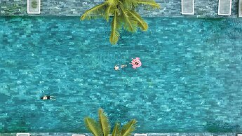 MARINA SEASIDE BOUTIQUE HOTEL